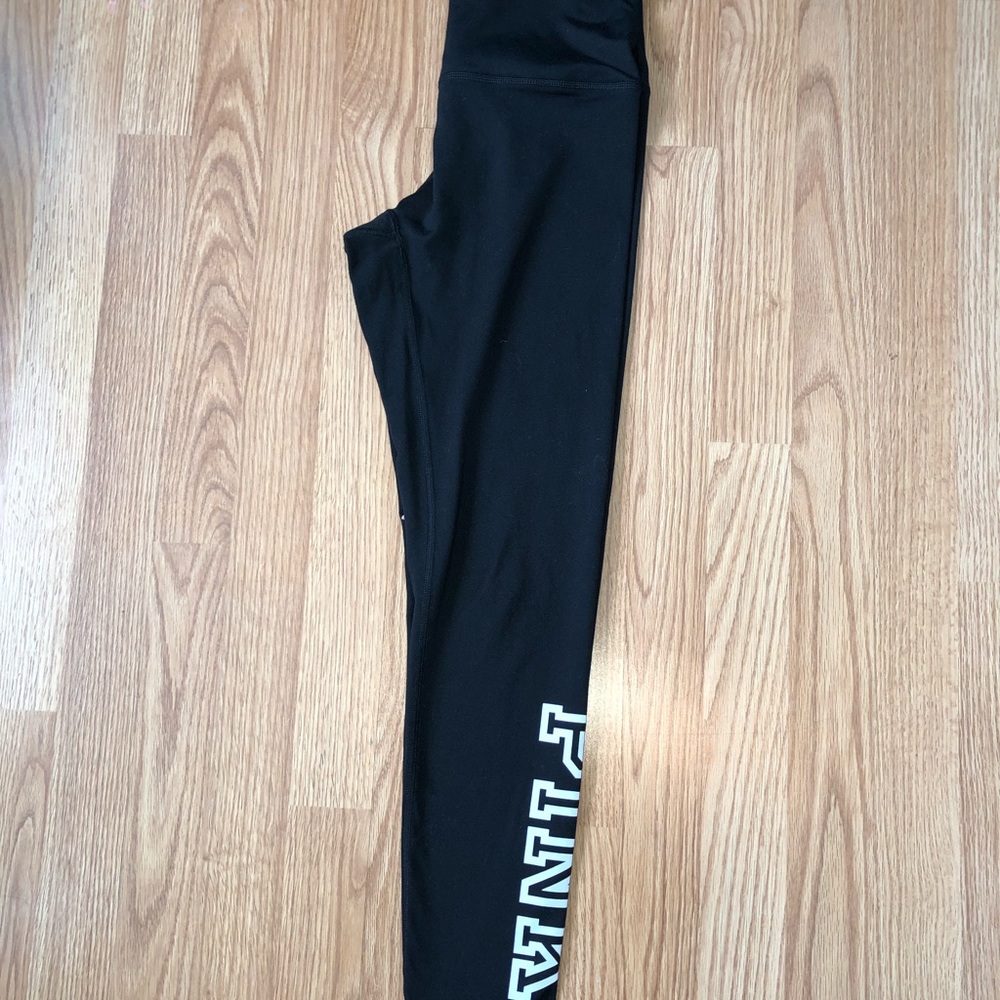 VS Pink Leggings